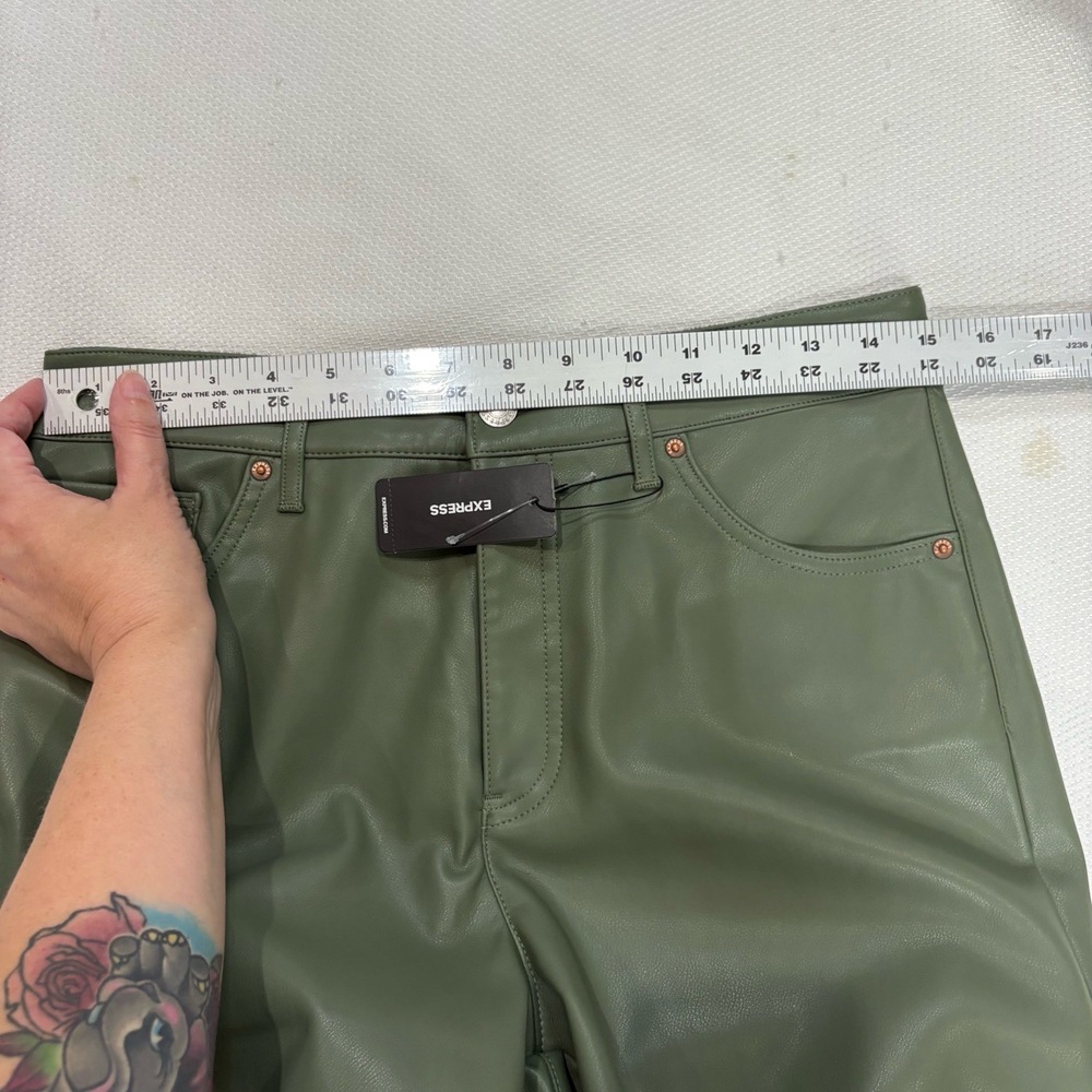 NWT Express Pants Womens 8R Green Cargo Wide Leg Faux Leather Relaxed - Picture 7 of 10